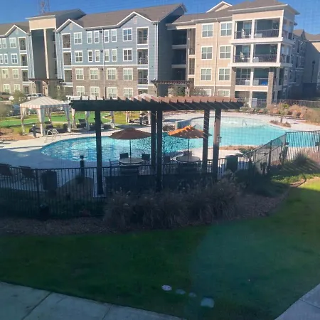 Spacious Furnished Resort Style Apartments Tomball Room photo