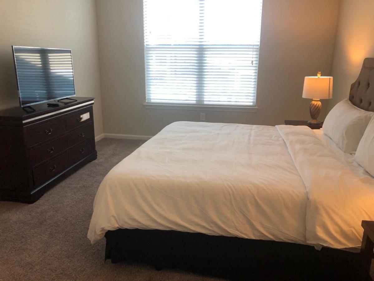Spacious Furnished Style Apartment *