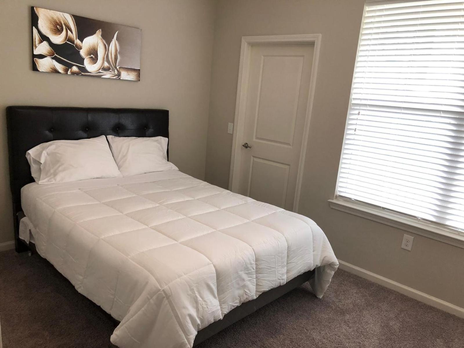 Spacious Furnished Style